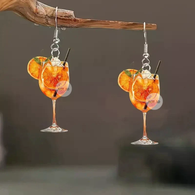 Wine Beer Festival - أقراط على شكل كأس نبيذ لمهرجان