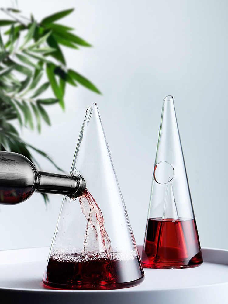 مصفاة نبيذ مخروطية الشكل، أدوا - مراجعة Decanter Aerator Set وسعره