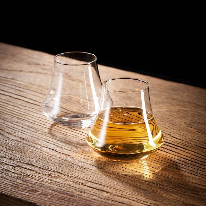كوب ويسكي بتقنية التبريد بالثل - مراجعة Wine Beer Tasting وسعره